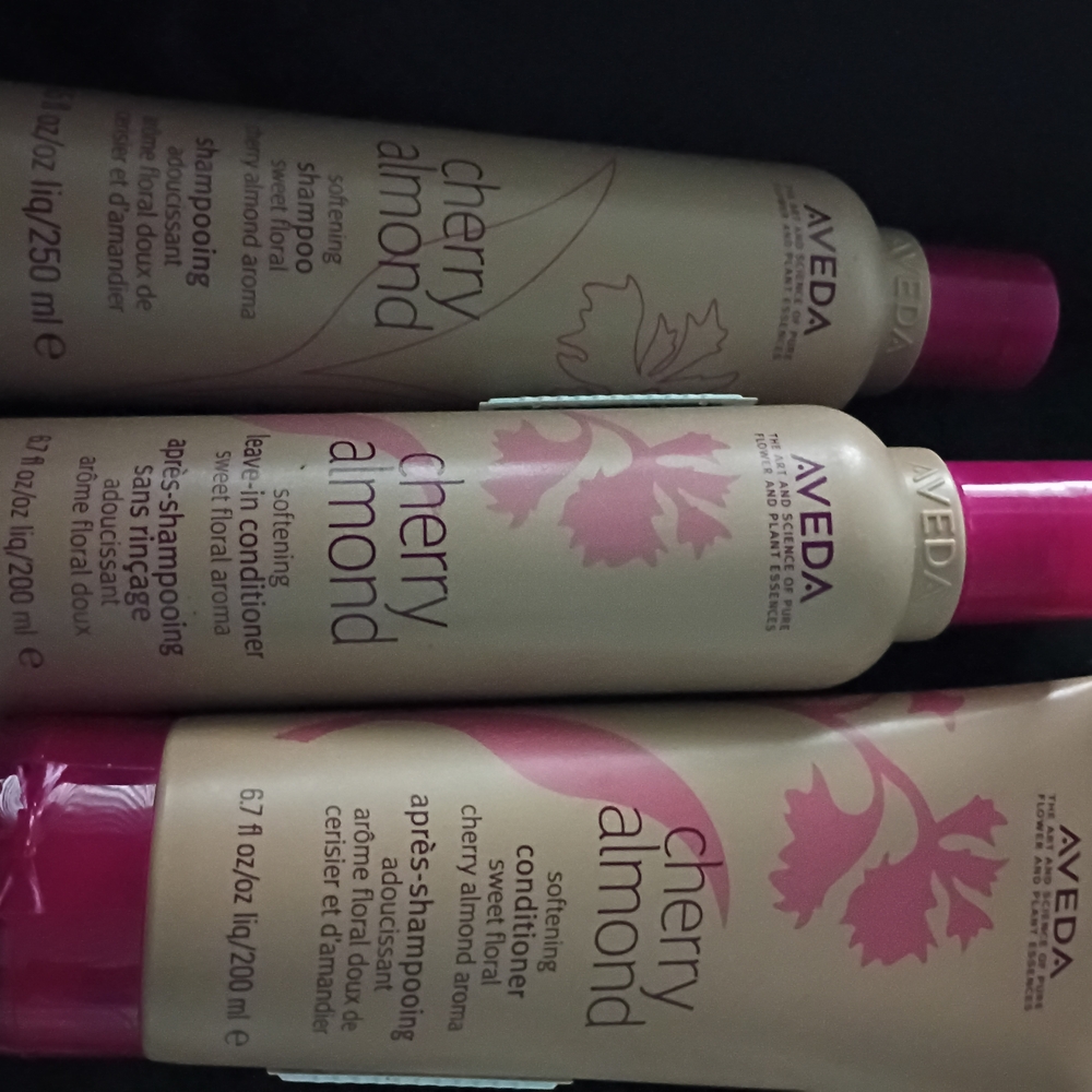 AVEDA Cherry Almond Set in Pink and Cream